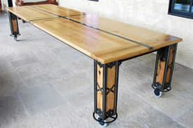 THE VANCE HARVEST DINING TABLE