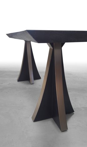 Brandner Design Manhattan Curved Table