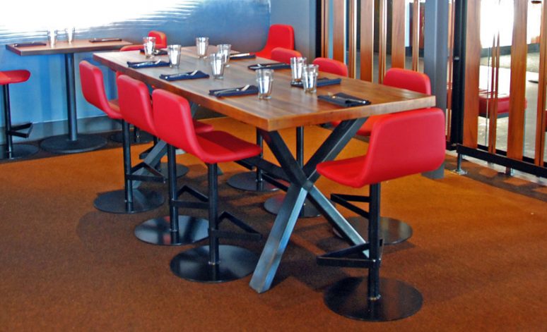 Brandner Design Piste Table