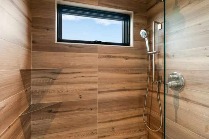 Sales Place Residence shower